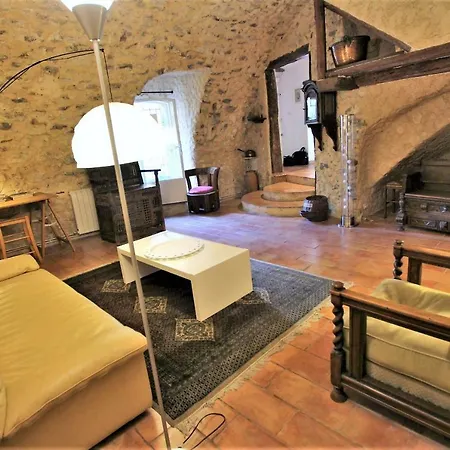 Atypical In The Old Town Villa